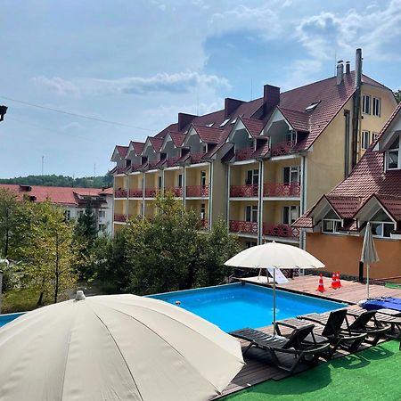 Закарпатский оздоровительный комплекс Солнечный Поляна Экстерьер фото